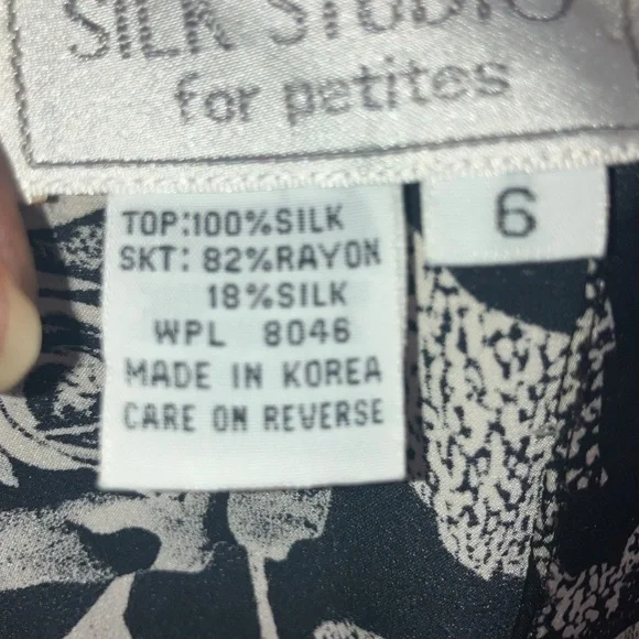 Vintage silk and velvet dress set - Picture 4 of 15